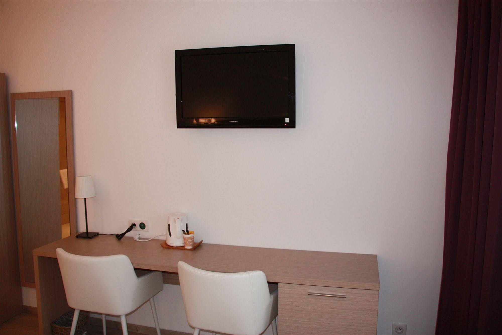 Hotel Terranostra Tarascon-sur-Ariège Eksteriør bilde